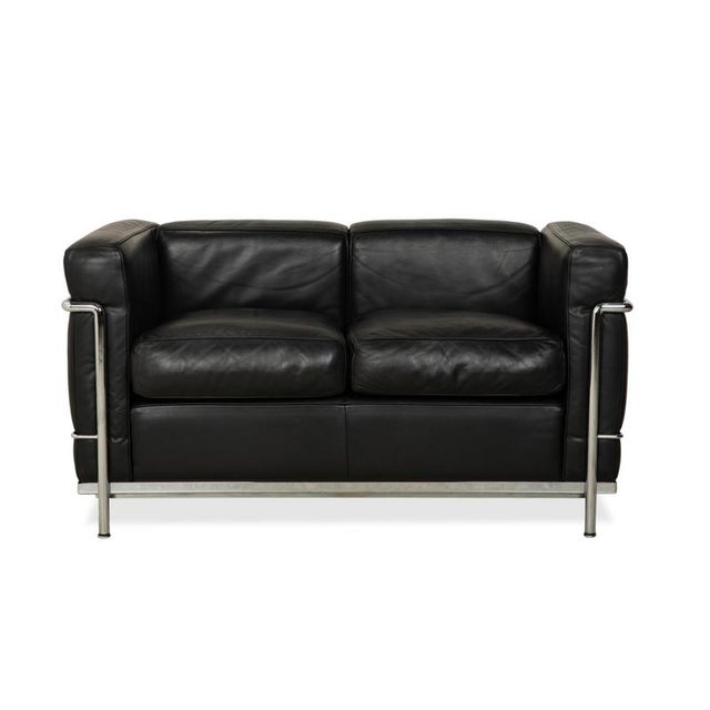 LC 2 3-Seater and 2-Seater Sofas in Black Leather by Le Corbusier for Cassina, Set of 2 For Sale - Image 16 of 18