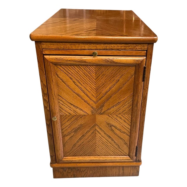 Vintage Lane Altavista Telephone Table Nightstand End Table For Sale
