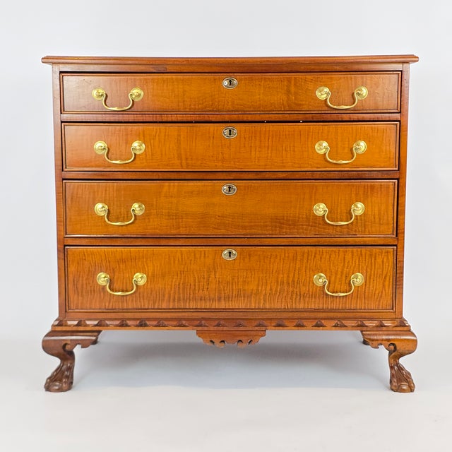 The Banks, Coldstone Co. of Highpoint, N. Carolina was a renowned American luxury furniture maker operating during the...