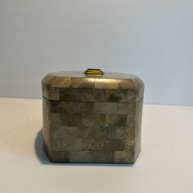 Maitland-Smith Onyx Cabochon and Tessellated Stone Large Box For Sale In Wichita - Image 6 of 7