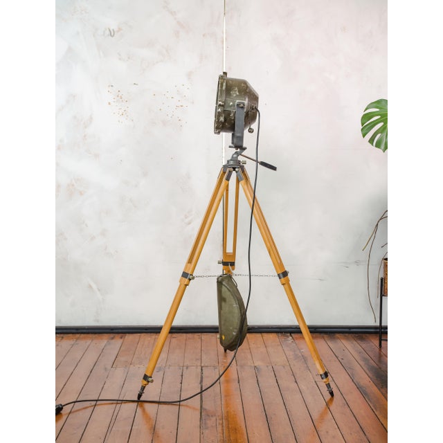 Industrial Leopard 1 Military Tank Search Spotlight Floor Lamp, 1950s For Sale - Image 18 of 18