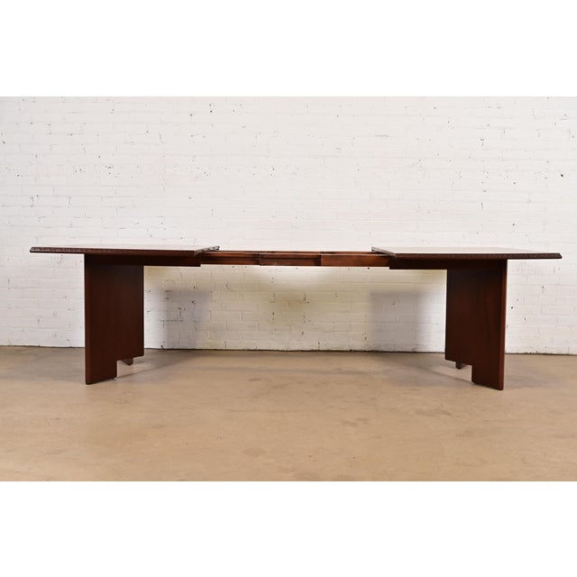 Frank Lloyd Wright for Heritage-Henredon Taliesin Mahogany Extension Dining Table, Newly Refinished For Sale In South Bend - Image 6 of 12