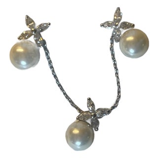 Delicate Pearl /Silver Pendant Set For Sale