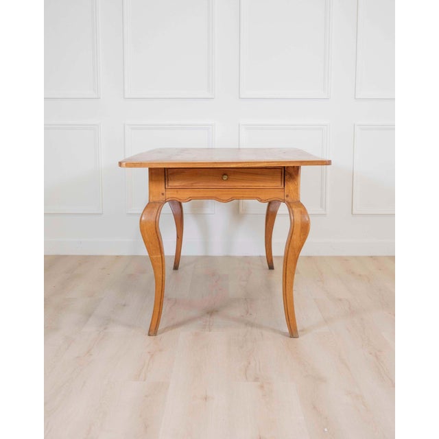 French 19th Century Provincial Walnut Farm Table For Sale In Atlanta - Image 6 of 8
