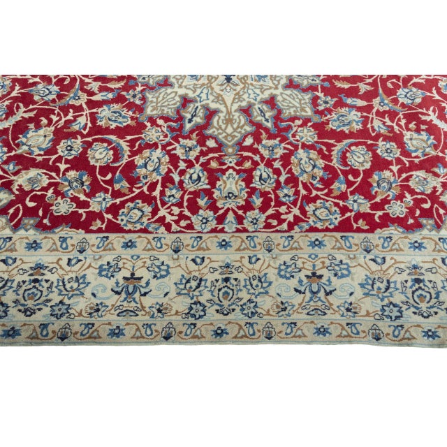 Hand-Knotted Nain 9LA Oriental Rug with Silk Content ​ For Sale - Image 9 of 13