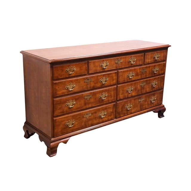 HENREDON FURNITURE Solid Mahogany Traditional Style 63" Double Dresser 5500-01 34.5" High 63" Wide 20.25" Deep We...