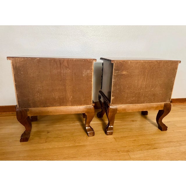 Mid 20th Century Pair of Carved Wood French Style Nightstands End Tables Figured Veneer Cabinets For Sale - Image 11 of 12