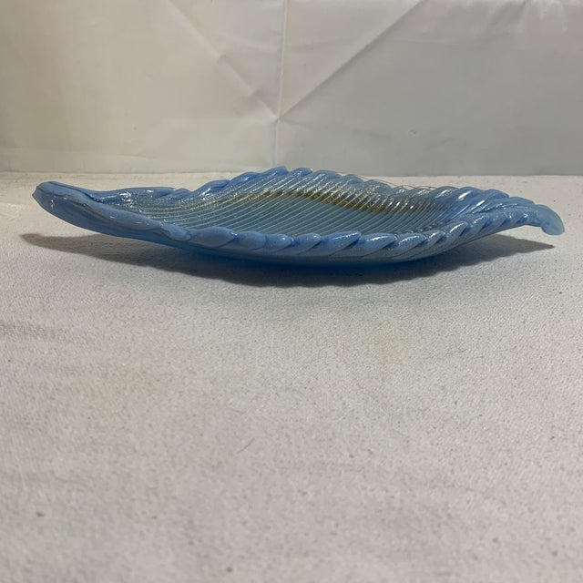 1970s Vintage 1970s Alfredo Barbini Murano Glass Leaf Bowl For Sale - Image 5 of 7