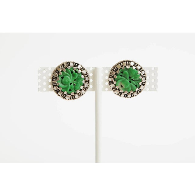 1970s Vintage Sterling Silver and Green Jade Pierced Button Stud Earrings 70's Pair Of For Sale - Image 5 of 8