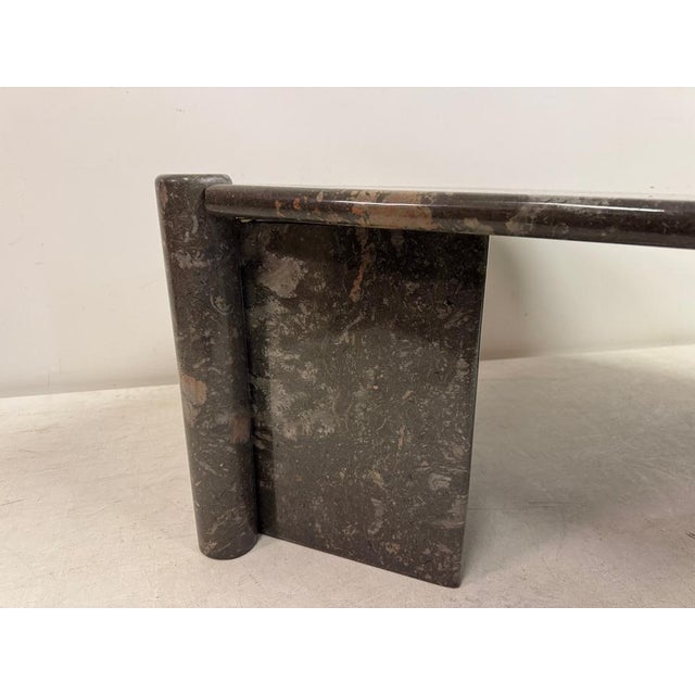 Vintage Sculptural Eye Shaped Coffee Table in Fossil Marble, 1980s For Sale - Image 6 of 15