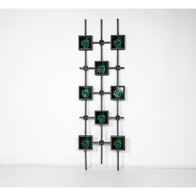 Brutalist Mid-Century Modern Brutalist Wall Sculpture in Ceramic and Cast Aluminium, 1970s For Sale - Image 3 of 8