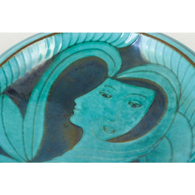 Stoneware Bowl with Stylised Figurative Motif by Anna-Lisa Thomson for Upsala Ekeby, 1960s For Sale - Image 3 of 5