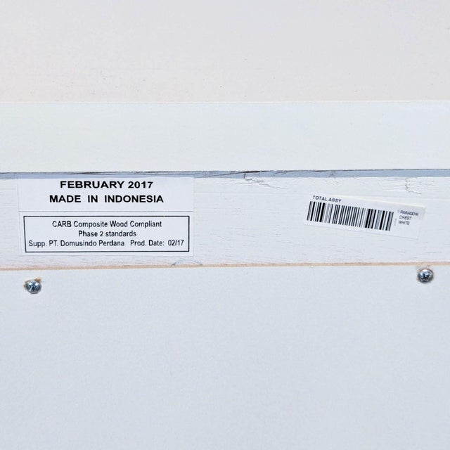 Modus Paragon White 5-Drawer Dresser With Classic Black Knobs, Attributed For Sale - Image 10 of 10