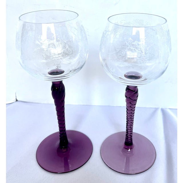 1960s Mid-Century Modern Etched Grapevine Rhine Wine Glasses - Set of 8 Harlequin For Sale - Image 11 of 17