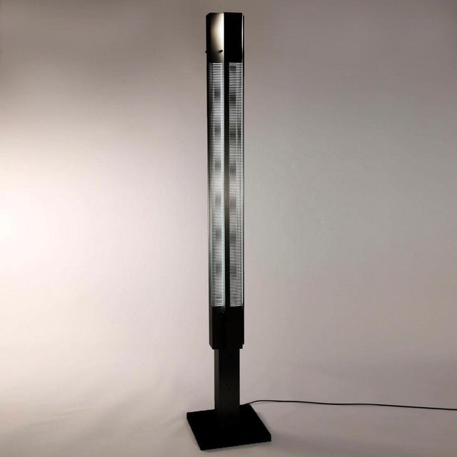 Mid-Century Modern Black Signal Column Floor Lamp Set by Serge Mouille, Set of 3 For Sale - Image 6 of 13