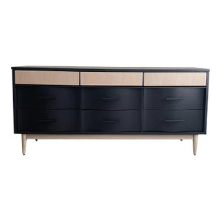 1970s Mid-Century Modern Dresser For Sale