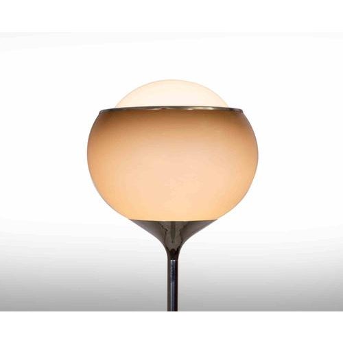 Big Bud Floor Lamp from Guzzini, Italy, 1970s For Sale - Image 3 of 6