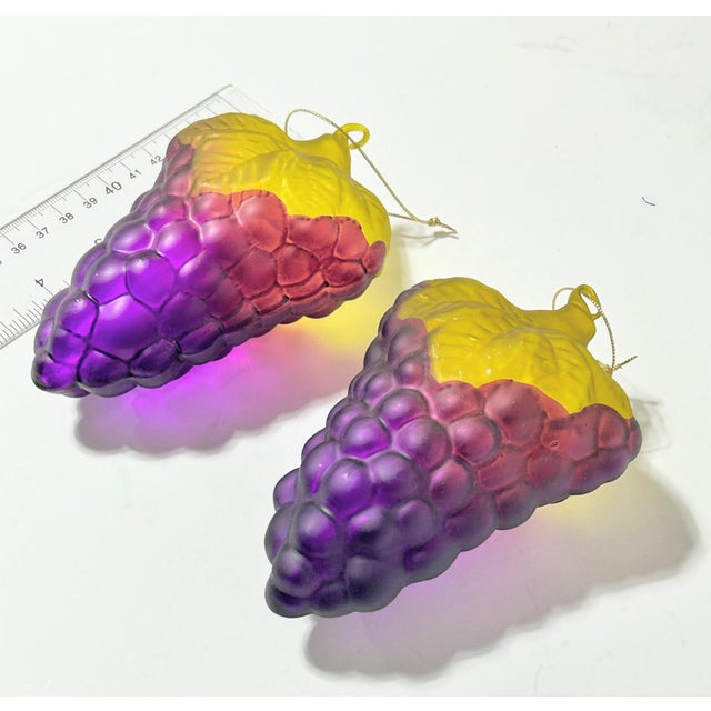 A beautiful set. I love the way they catch the light. They are on the larger side. Dimensions 5.25” long 3.5” wide