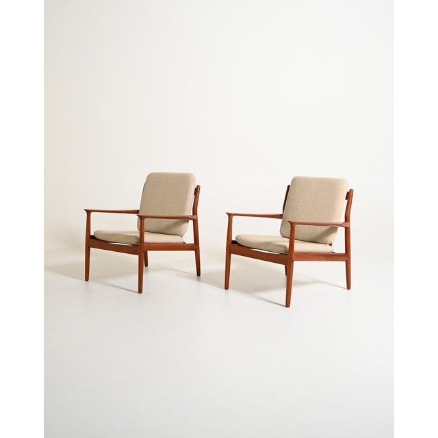 Grete Jalk Lounge Chairs by Grete Jalk for Glostrup Møbelfabrik, 1960s, Set of 2 For Sale - Image 4 of 11