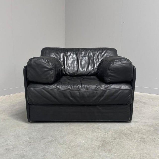 Remarks: Mid century lounge chair / daybed by De Sede, model DS 76, Switzerland 1970s. One element upholstered with black...