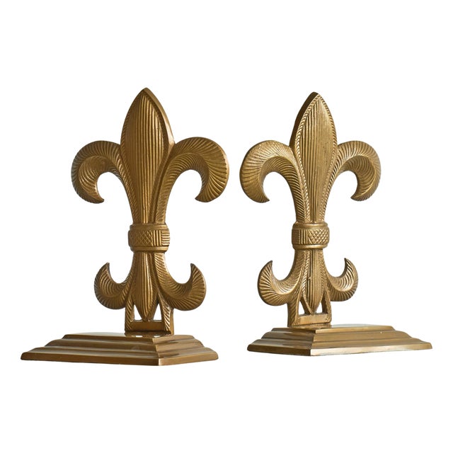 Fleur-De-Lis Bookends in Patinated Brass, 1960s, Set of 2 For Sale