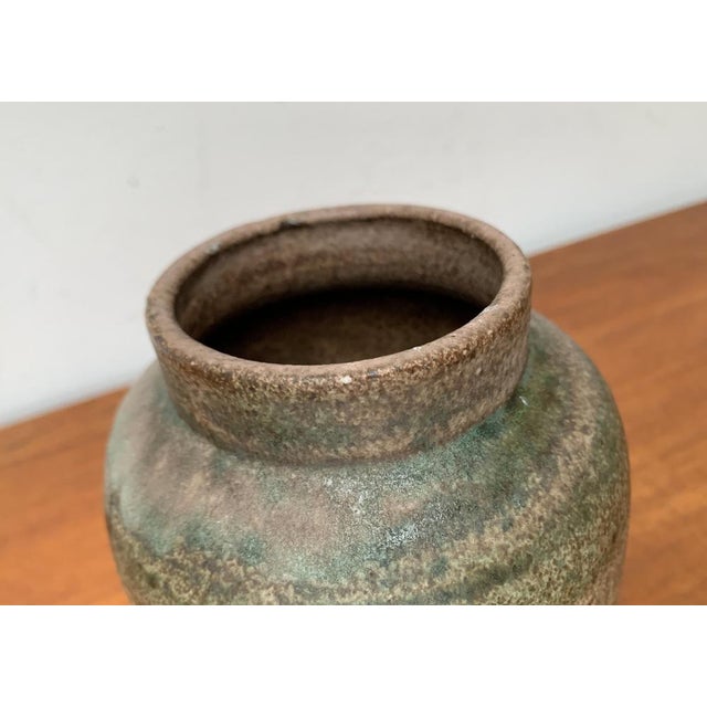 Mid-Century German Studio Pottery Vase by Karl Jüttner, Saalfeld, 1960s For Sale - Image 4 of 18
