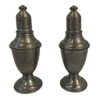 Vintage International Pewter Salt and Pepper Shaker Set For Sale