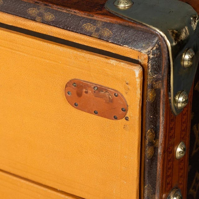 Wardrobe Trunk in Monogram Canvas from Louis Vuitton, France, 1920s For Sale - Image 17 of 18