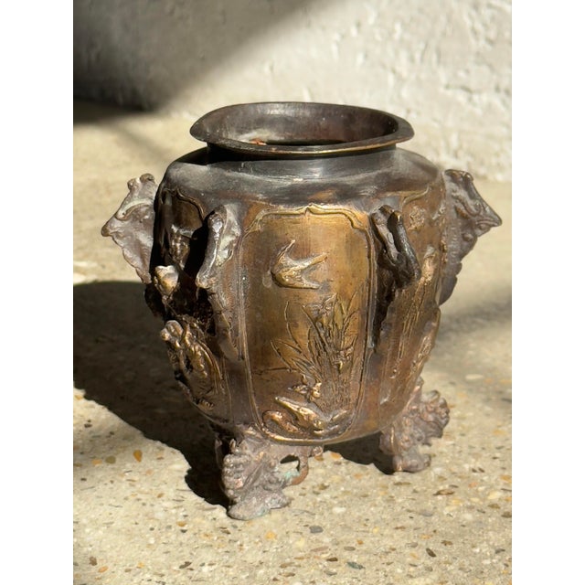 19th-Century German Bronze Footed Urn With Avian Reliefs and Gargoyle Motifs For Sale - Image 4 of 17