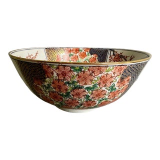 Vintage Chinese Export Porcelain Bowl For Sale