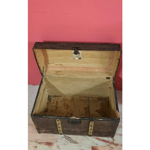 Rustic Antique Travel Trunk in Wood, 1890s For Sale - Image 3 of 12