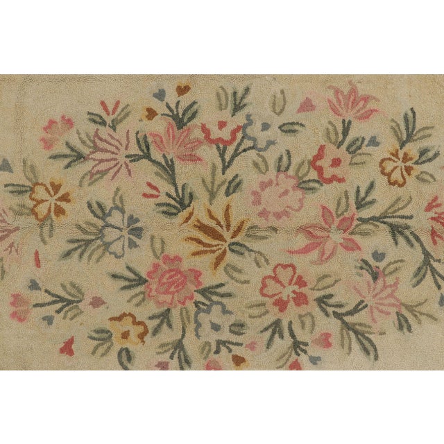 Vintage Hooked Rug in Cream With Floral Medallion | Rug & Kilim For Sale In New York - Image 6 of 8