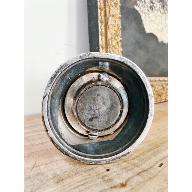 Antique Silver Plated Pepper Mill From Hotel Bristol in Monaco For Sale In New York - Image 6 of 8