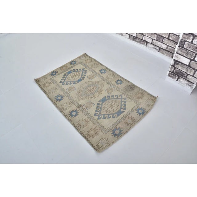 1950s Small Hoe Decor Oushak Carpet For Sale - Image 4 of 11