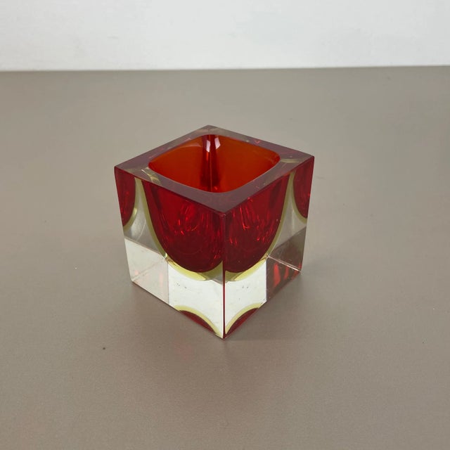Murano glass ash tray Origin: Murano, Italy Design: Flavio Poli Decade: 1970s This original vintage glass ash tray bowl...