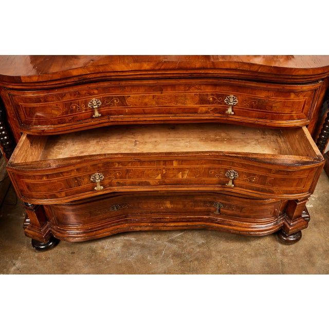 18th Century Genovese Commode For Sale - Image 12 of 12