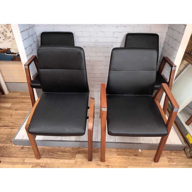 Mid-Century Modern Vintage Leather Dining Chairs by Sven Christiansen, Set of 4 For Sale - Image 3 of 18