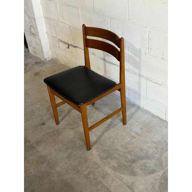 Vintage Danish Teak Dining Chair Mid Century Scandinavian Modern Side Chair For Sale - Image 4 of 9