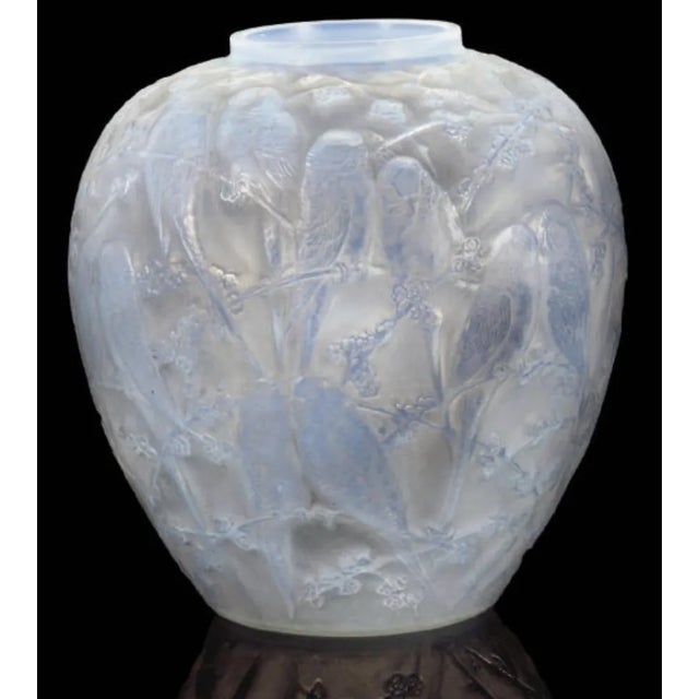 Vintage Vase by René Lalique, 1919 For Sale - Image 3 of 3