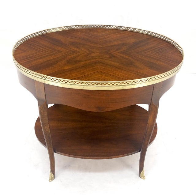 Baker Brass Gallery & Feet Oval Top Two Tier Side End Lamp Table Stand MINT