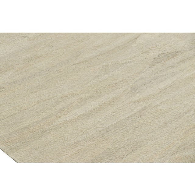 Rug & Kilim’s Oversized Flatweave Rug With Muted Patterns in Beige-Brown Striae For Sale In New York - Image 6 of 7