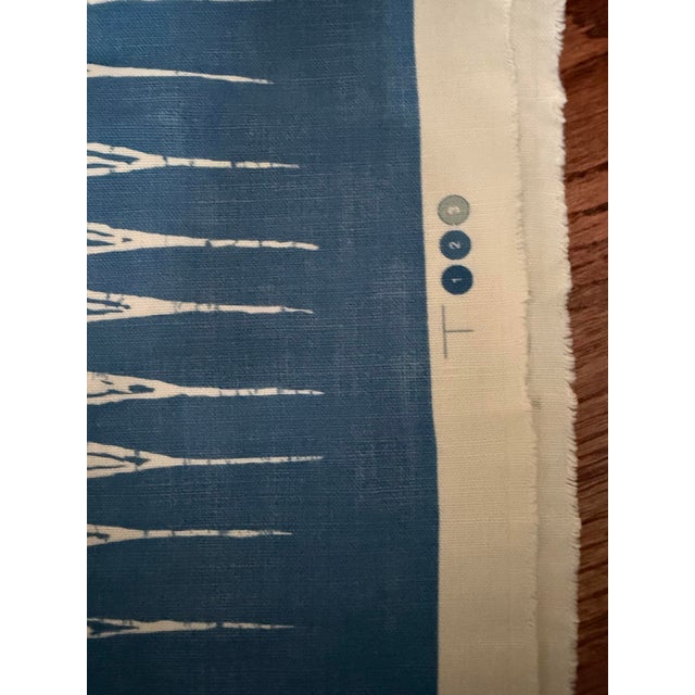 Textile Lee Jofa Hollyhock/ Indian Zag 7 Yards Linen / Cotton Blend Fabric For Sale - Image 7 of 8