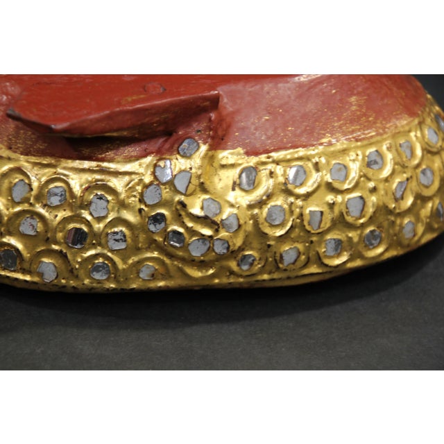 Burmese Bird-Shaped Betel Gold Lacquered Box For Sale - Image 10 of 13