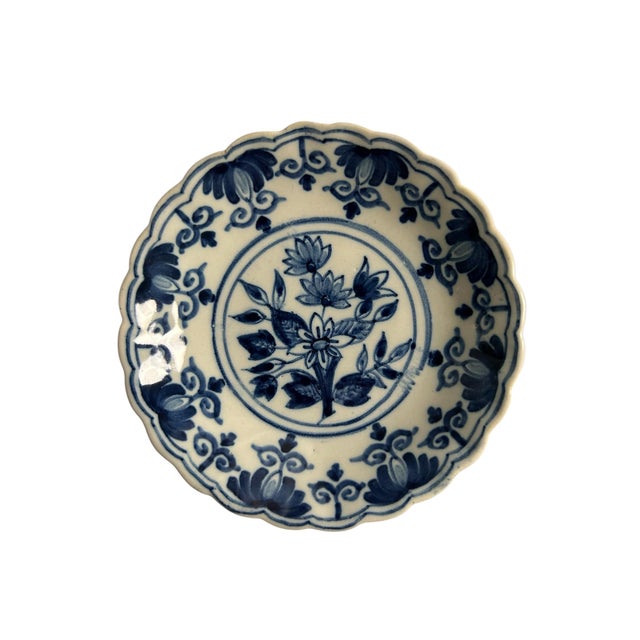 1960s Vintage Tichelaar Makkum Hand-Painted Small Wall Plates, 1960s, Set of 5 For Sale - Image 5 of 9
