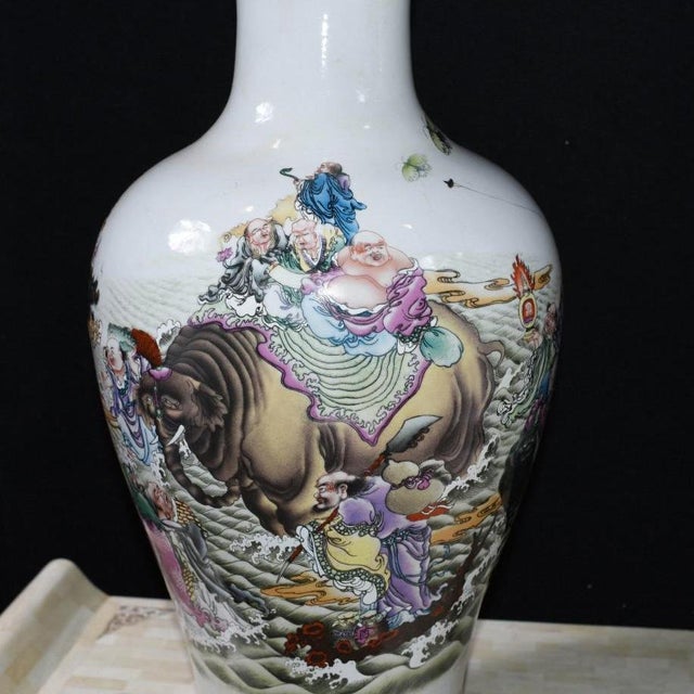 White Chinese Qianlong Porcleain Vases, Set of 2 For Sale - Image 8 of 11