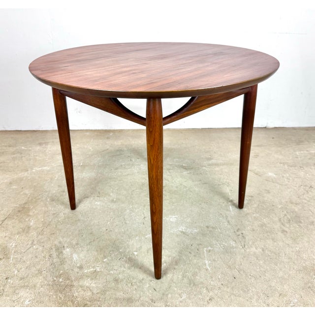 Brown Restored Mid Century Modern Round Walnut Side Table by Heritage Henredon For Sale - Image 8 of 11
