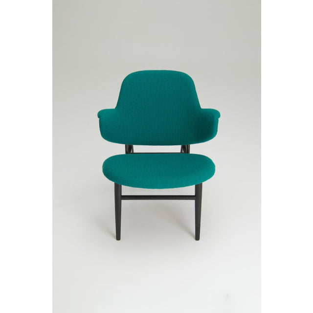 Mid-Century Modern Shell Lounge Chair by Ib Kofod-Larsen for Christensen & Larsen, 1950s For Sale - Image 3 of 15