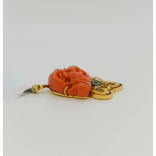 Carved Coral Smiling Buddha Pendant in 18K Two Tone Gold For Sale - Image 4 of 5