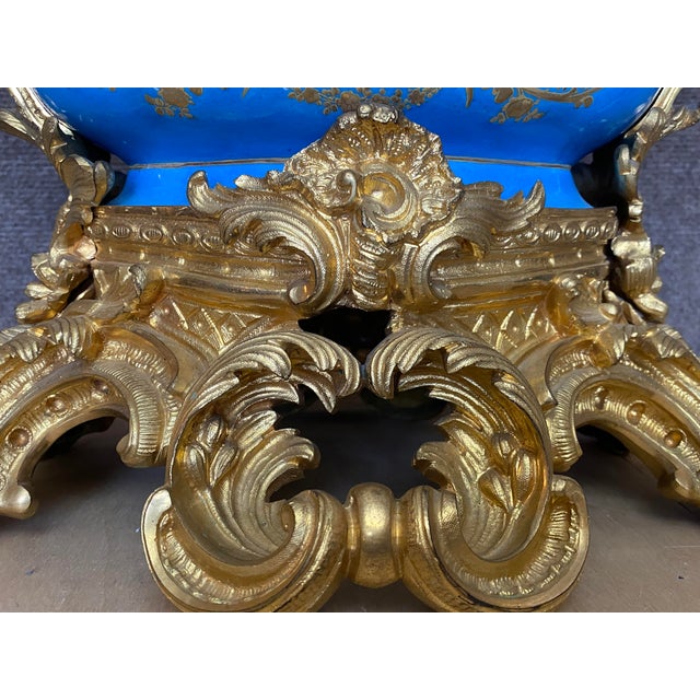 Late 19th Century Late 19th Century French Louis XV / Rococo Style Gilt Bronze-Mounted Porcelain Jardinière, Circa 1880 For Sale - Image 5 of 10