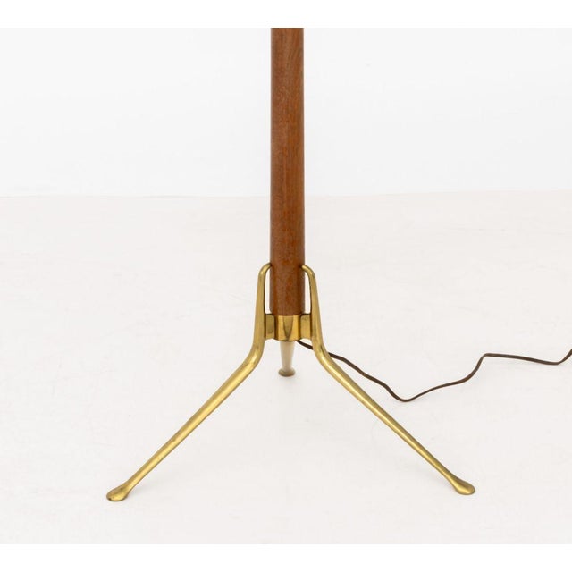 Mid 20th Century Gerald Thurston Lightolier Tripod Floor Lamp For Sale - Image 5 of 6